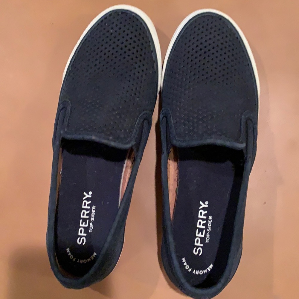 Sperry slide on shoes. Top sider 6 M   Navy